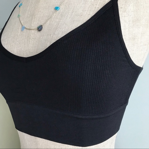 Badlands Stretch Black Bralette Crop Tank - Picture 2 of 6